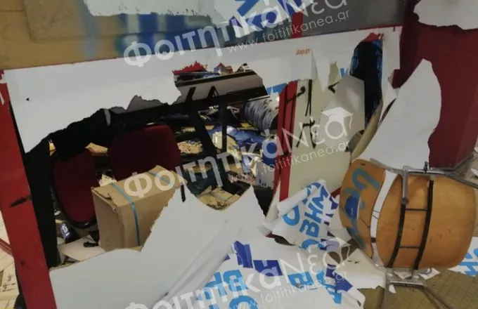 Eπίθεση Ρουβίκωνα στο Πανεπιστήμιο Πειραιά καταγγέλλει φοιτητής (pic+vid)