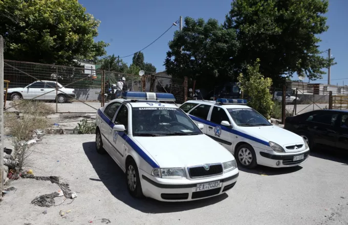 Κρήτη: Αστυνομική επιχείρηση σε καταυλισμό Ρομά - 20 προσαγωγές