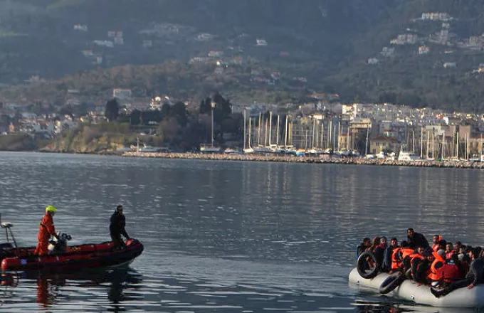 Μυτιλήνη: Βάρκα με 27 πρόσφυγες και μετανάστες έφτασε στη Νεάπολη