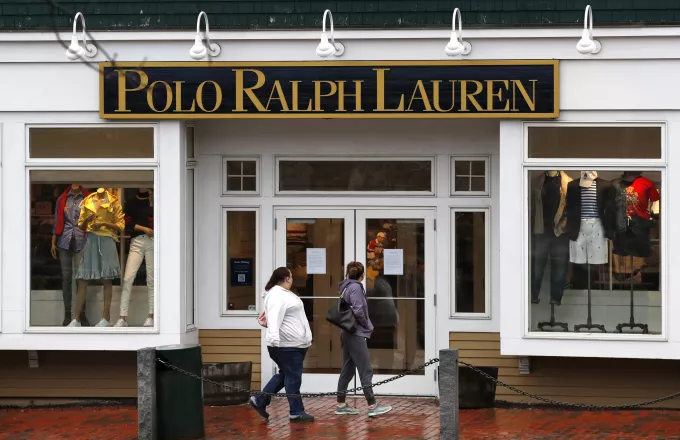 O οίκος Ralph Lauren θα αρχίσει να παράγει μάσκες και ιατρικές ρόμπες