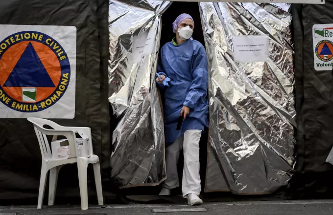 ΠΟΥ: Ακτίνα ελπίδας για την Ιταλία - Οι ΗΠΑ εν δυνάμει το νέο επίκεντρο της επιδημίας 