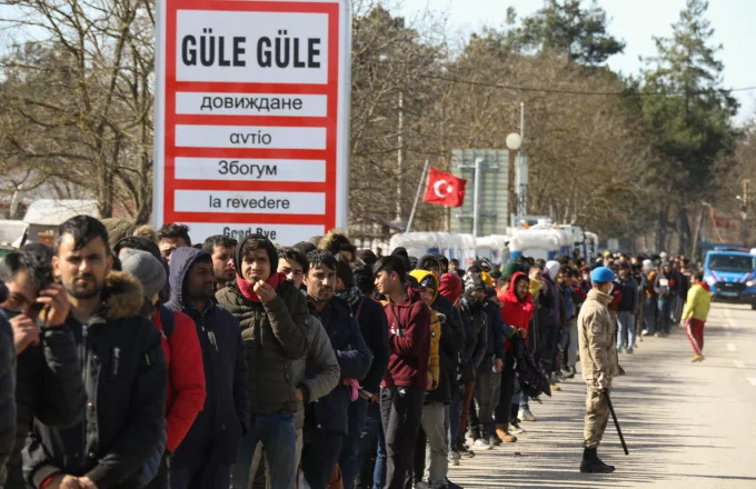 Το χαβά τους οι Τούρκοι: Πάνω από 147.000 μετανάστες πέρασαν τον Έβρο! 