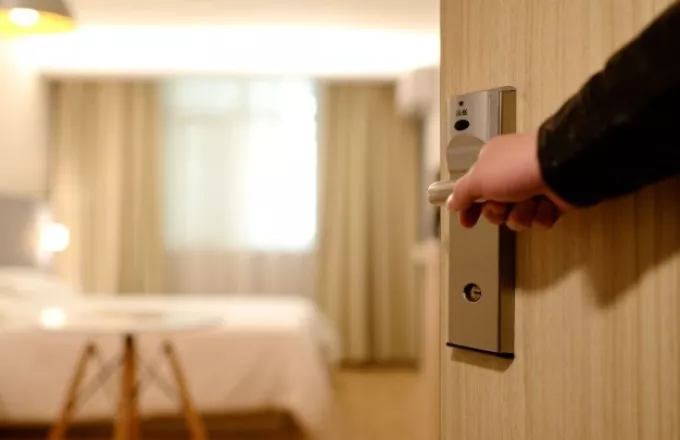 Κορωνοϊός: Η 1η λίστα με ξενοδοχεία που θα λειτουργούν κατ' εξαίρεση στην περιφέρεια (ΛΙΣΤΑ)	
