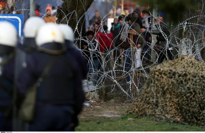 Έβρος: Οι ελληνικές δυνάμεις «απέκρουσαν» πάνω από 5.000 μετανάστες σε ένα 24ωρο