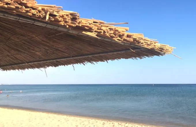 Έλληνας ερευνητής: Κινδυνεύουν οι μισές αμμώδεις παραλίες της Ελλάδας