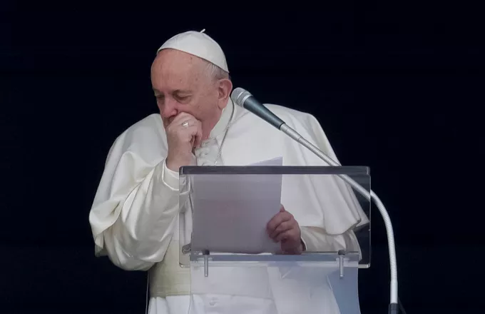 Κορωνοϊός: e-Πάπας. Ο Φραγκίσκος θα δίνει τις ευλογίες του μόνο μέσω διαδικτύου