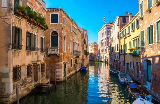 Βενετία: Το νερό στα κανάλια «καθάρισε» μετά το lockdown λόγω κορωνοϊού