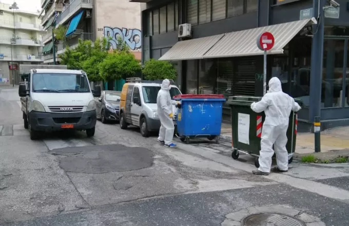Δήμος Αθηναίων: Ξεκίνησε την τοποθέτηση 7500 νέων κάδων απορριμμάτων σε όλη την πόλη
