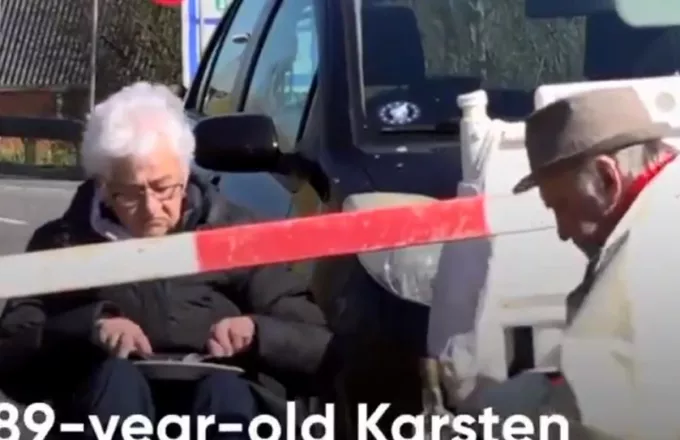 Ο κορωνοϊός δεν τους χώρισε: Γερμανοδανικό ζευγάρι ηλικιωμένων συναντώνται στα σύνορα (vid)