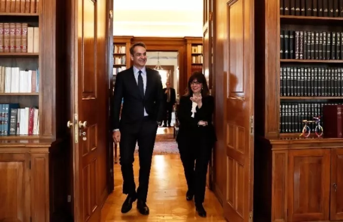 Κορωνοϊός: Συνάντηση Μητσοτάκη-Σακελλαροπούλου στο Προεδρικό Μέγαρο τη Δευτέρα (4/5)
