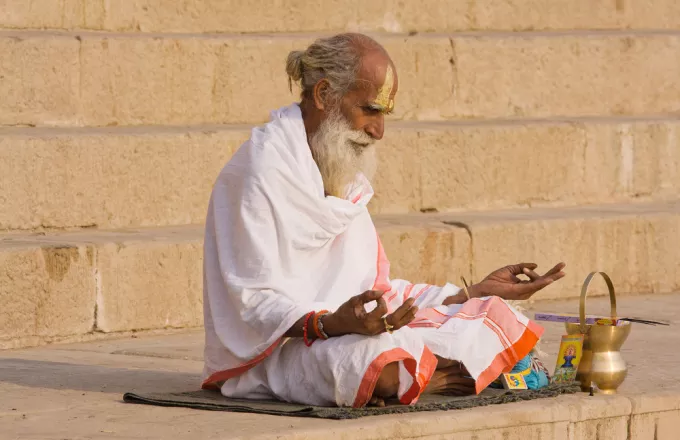Ινδία: Πέθανε 90χρονος γιόγκι που ισχυριζόταν ότι δεν είχε φάει ή πιει για 80 χρόνια