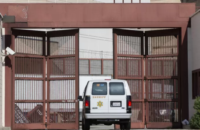 Εκτόξευση κρουσμάτων κορωνοϊού σε φυλακή της Καλιφόρνιας