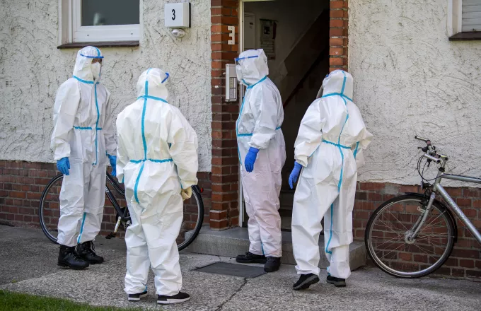 Κορωνοϊός - Γερμανία: 21 θάνατοι - 477 κρούσματα μόλυνσης σε 24 ώρες 
