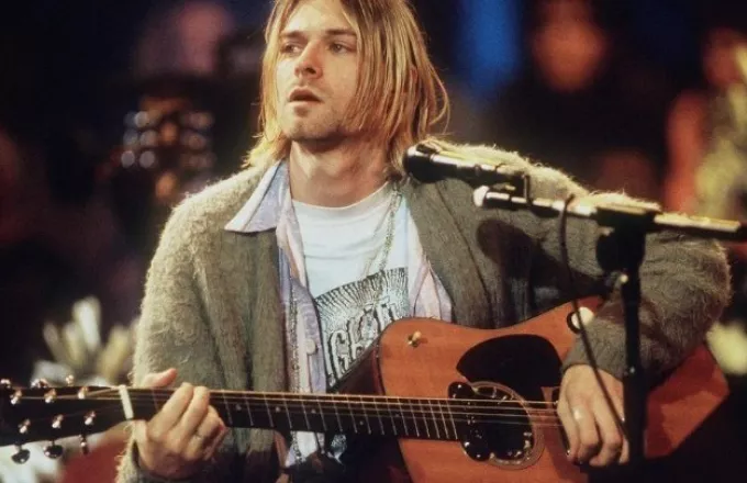 Κερτ Κομπέιν: Ποσό ρεκόρ σε δημοπρασία για την κιθάρα που είχε στο MTV Unplugged