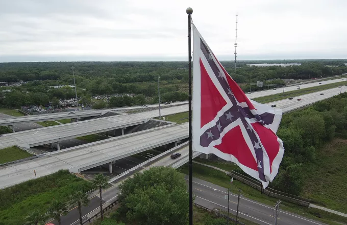 Αγώνες NASCAR: Απαγορεύτηκε η σημαία των Νοτίων λόγω ρατσισμού 