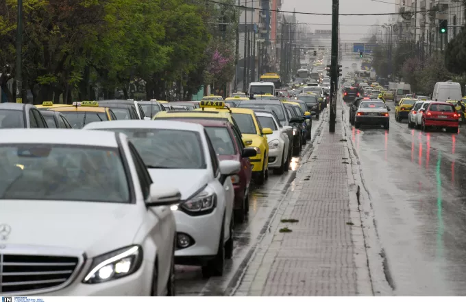 Kυκλοφοριακές ρυθμίσεις στο κέντρο των Αθηνών-Κίνηση στους οδικούς άξονες