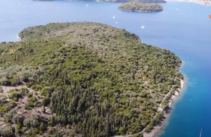 Το νησί που ανήκε στον Ωνάση και δεν απέκτησε ποτέ την φήμη του Σκορπιού (video)