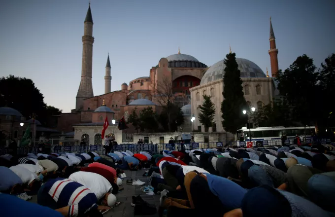  Τουρκία: Επισήμως στα χέρια της πανίσχυρης Διεύθυνσης Θρησκευτικών Ζητημάτων η Αγία Σοφία