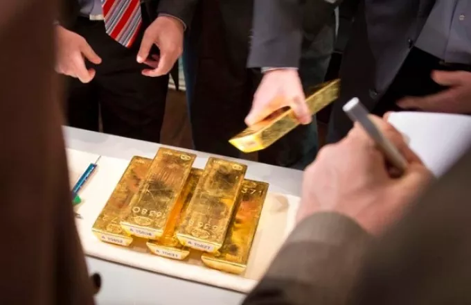 Ρωσική κεντρική τράπεζα: Αναστέλλει τις αγορές χρυσού για να δώσει προτεραιότητα στους ιδιώτες