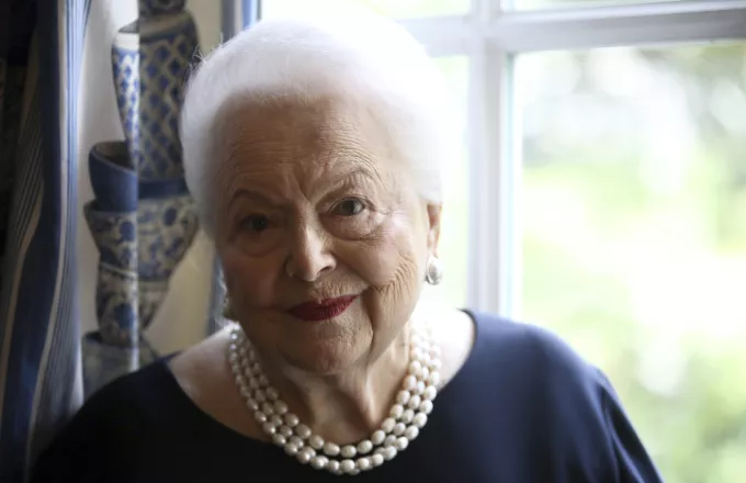 Πέθανε σε ηλικία 104 ετών η Ολίβια Ντε Χάβιλαντ 