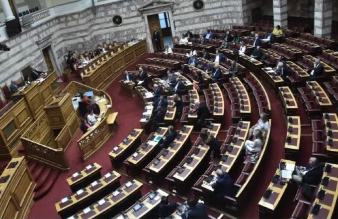Βουλή - Προκαταρκτική για Παπαγγελόπουλο: Αποχώρησε ο ΣΥΡΙΖΑ από τη συνεδρίαση