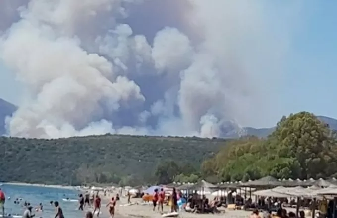 Πυρκαγιά στη Μάνη- Εκκένωση 3 χωριών ζητά η πυροσβεστική  