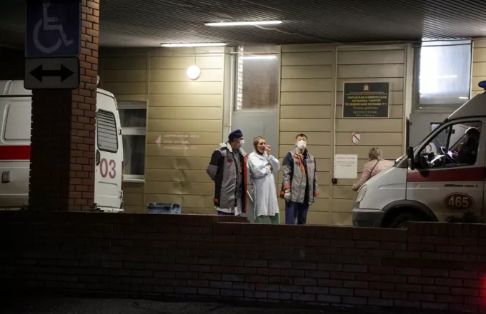 Το ρωσικό νοσοκομείο αρνείται τη μεταφορά του Ναβάλνι