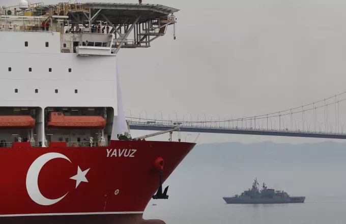Αποχωρεί το γεωτρύπανο Γιαβούζ και κινείται προς Τουρκία