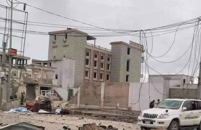 Σομαλία: Έκρηξη σε ξενοδοχείο στο Μογκαντίσου - Τουλάχιστον 5 νεκροί	