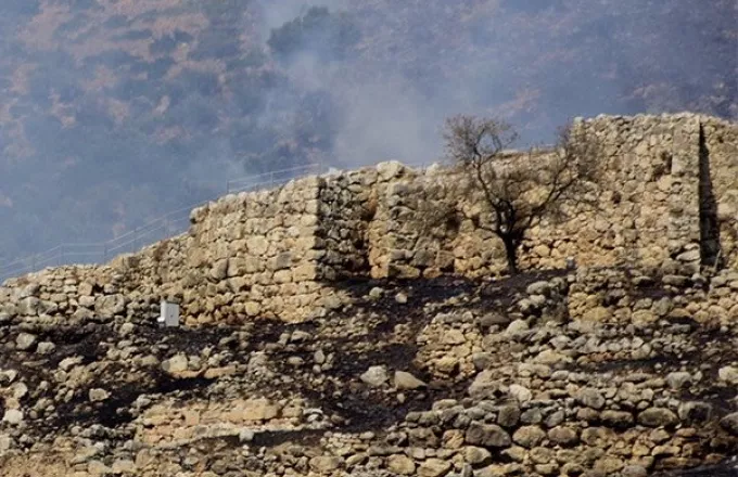 Υπουργείο Πολιτισμού: Η πυρκαγιά στις Μυκήνες δεν προκάλεσε ζημιές στον αρχαιολογικό χώρο (pics)