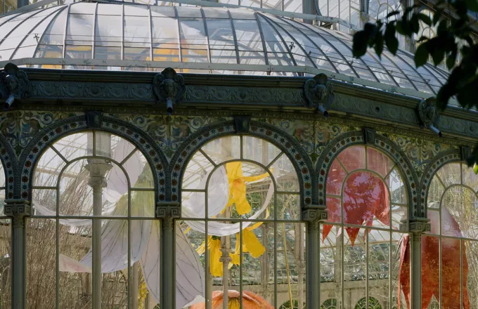 Μαδρίτη: Palacio de Cristal, όπως γιγαντιαία φωλιά με λουλούδια (pics)