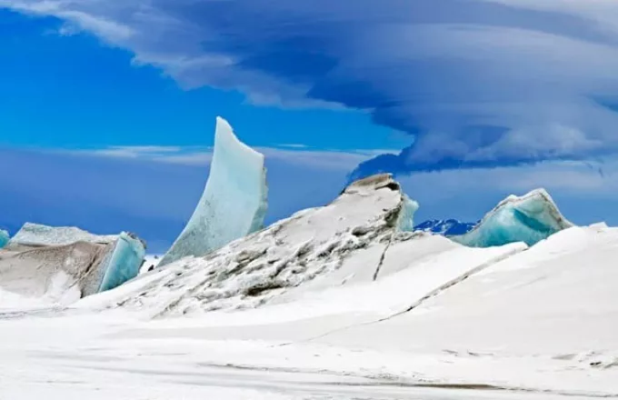 Κώδωνας κινδύνου για την ταχύτητα τήξη των πάγων σε Ανταρκτική και Γροιλανδία