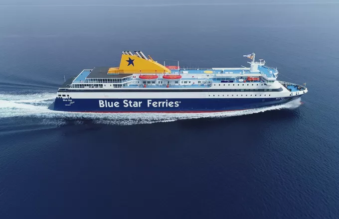 Στο λιμάνι του Λαυρίου θα καταπλεύσει εντός της ημέρας το "Blue Star Chios"