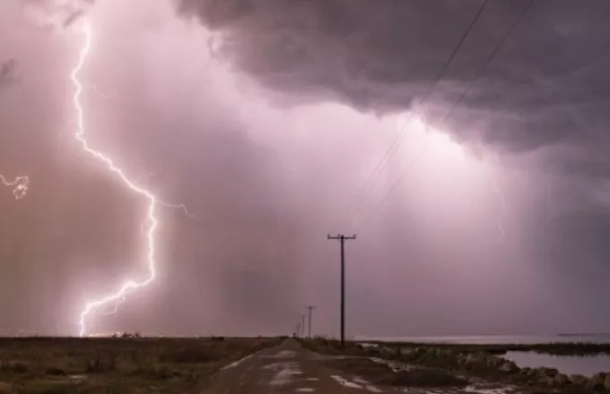 ΕΜΥ: Έκτακτο δελτίο επιδείνωσης καιρού- Ποιες περιοχές θα πλήξουν οι ισχυρές καταιγίδες