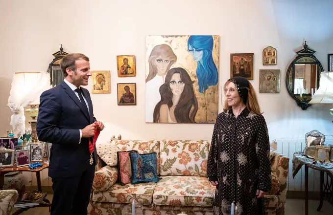 Λίβανος: Ο Μακρόν σνόμπαρε τους πολιτικούς – Στην τραγουδίστρια Φαϊρούζ η 1η επίσκεψη!