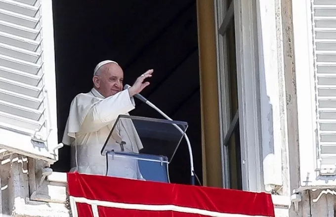 Στην Αθήνα το Σάββατο ο Πάπας Φραγκίσκος-Τον υποδέχεται ο Νίκος Δένδιας