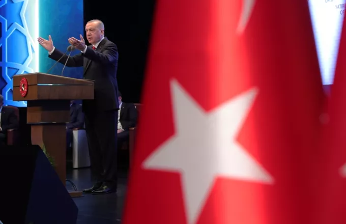 Πρώην αξιωματούχος του ΝΑΤΟ: Ο Ερντογάν κρατά όμηρο τη Συμμαχία- Θέλει να δείξει ότι είναι «αρχηγός της αγέλης»