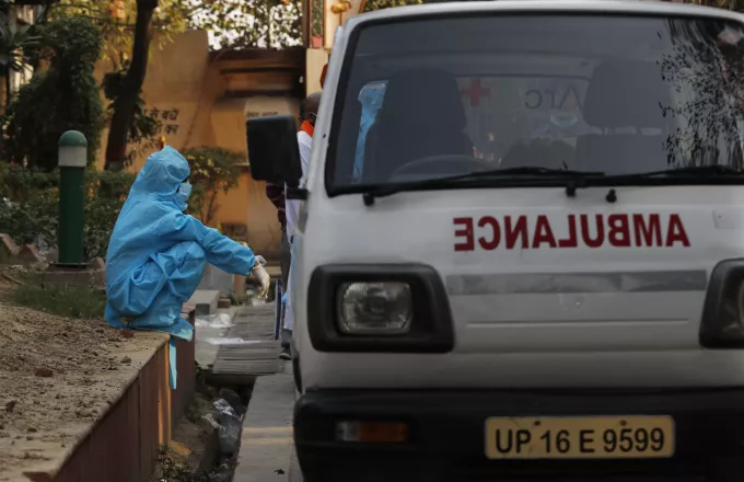 Πάνω από 20 νεκροί από κατάρρευση οροφής σε αποτεφρωτήριο στο Ουτάρ Πραντές