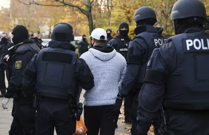 Γερμανία: Συνελήφθησαν ύποπτοι για τη μεγάλη κλοπή στο μουσείο της Δρέσδης - Αναζητούν τα διαμάντια