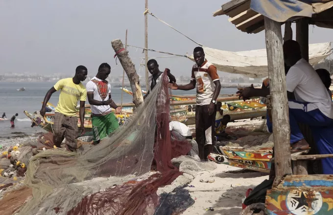 Σενεγάλη: Μυστηριώδης δερματική ασθένεια εμφανίστηκε σε 500 ψαράδες