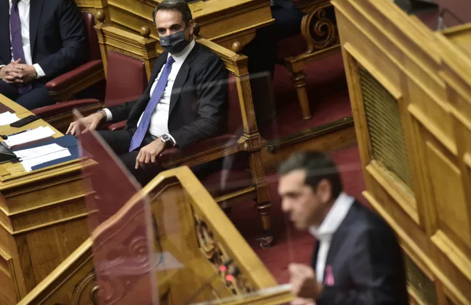 Βουλή: Ακυρώνεται η συζήτηση της ερώτησης Τσίπρα σε Μητσοτάκη για τα ΜΜΜ