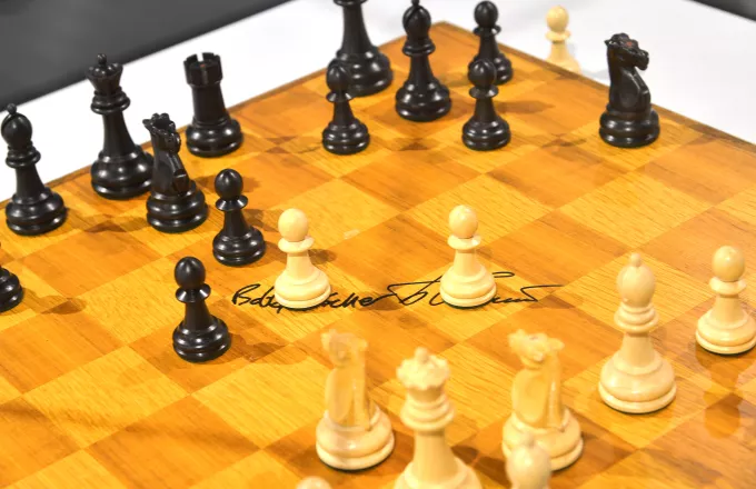 Ελβετία: Mόλις 8 ετών ο νεότερος παίκτης που κέρδισε γκραν μάστερ στο σκάκι