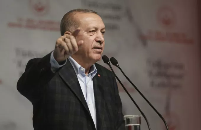 Αλλαγές στο Σύνταγμα θέλει ο Ερντογάν: «Πηγή των προβλημάτων της Τουρκίας»
