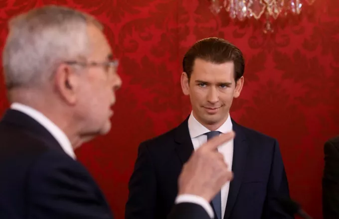 «Έχουμε χώρο»: Ο Αυστριακός πρόεδρος καλεί τον Κουρτς να δεχθεί πρόσφυγες από τη Λέσβο
