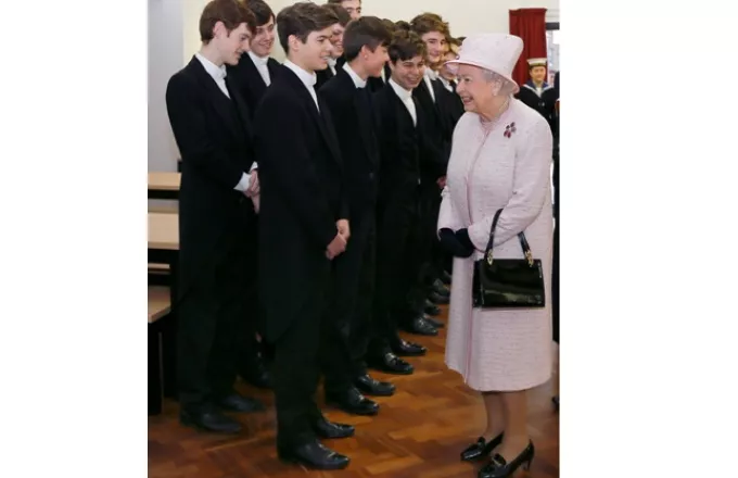 Ο νέος πρίγκιπας Χάρι; - Ποιο είναι το μέλος της Βασιλικής Οικογένειας που κατέκτησε το Instagram