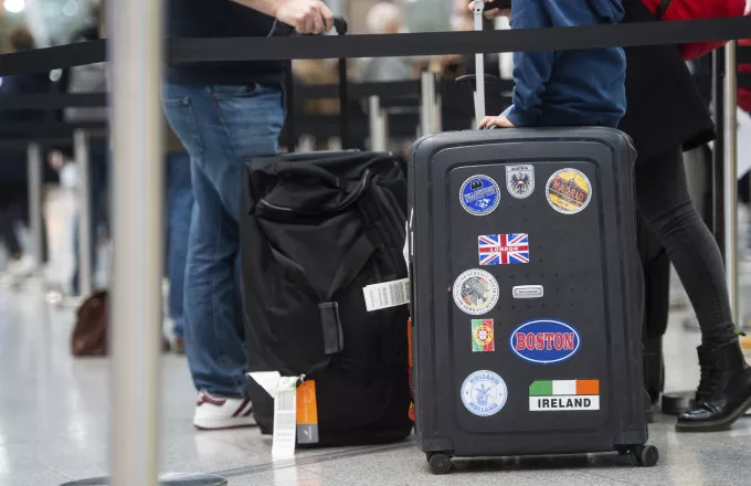Bρετανία: Άρση απαγόρευσης διεθνών ταξιδιών αναψυχής στις 17 Μαΐου - Στην πορτοκαλί λίστα η Ελλάδα