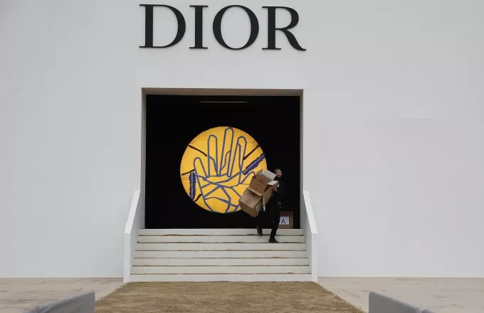 Μια Ελληνίδα στην νέα καμπάνια της Dior (vid, pics)