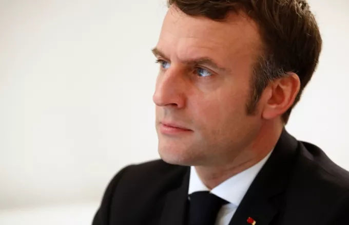 «Μανιφέστο» για πραξικόπημα;- Νέο κείμενο Γάλλων στρατιωτικών ανάβει φωτιές στα Ηλύσια Πεδία 