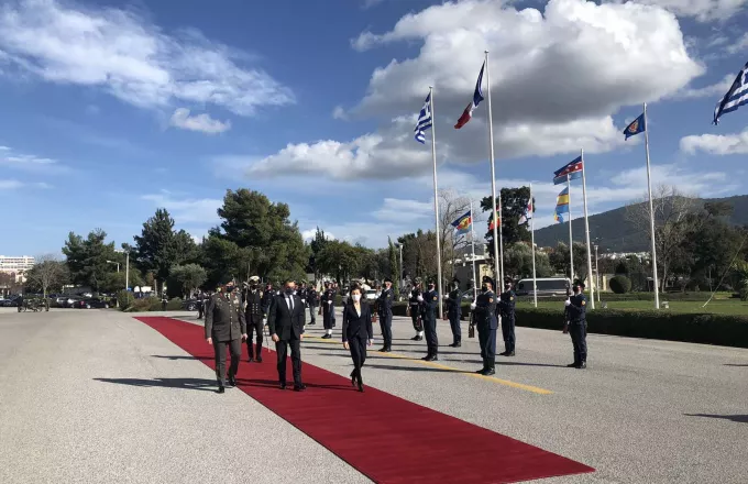 Στο Πεντάγωνο η Γαλλίδα υπουργός Άμυνας για την υπογραφή προμήθειας των μαχητικών Rafale