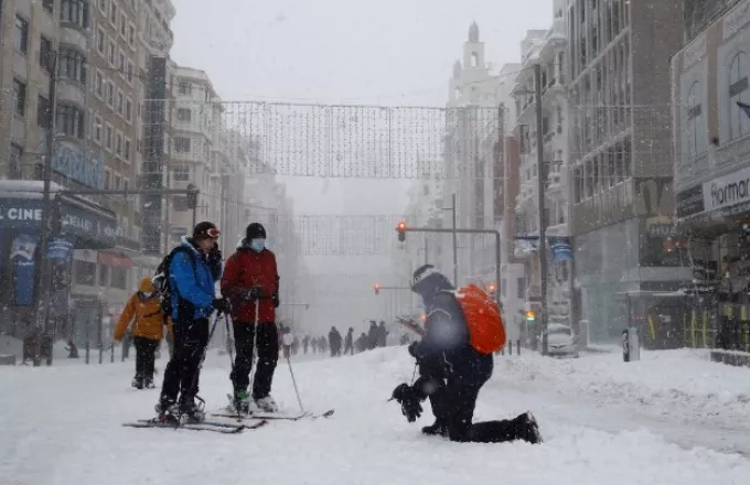 Ισπανία: Τέσσερις οι νεκροί από τη χιονοθύελλα-  Σε "κόκκινο συναγερμό" 5 περιφέρειες της χώρας